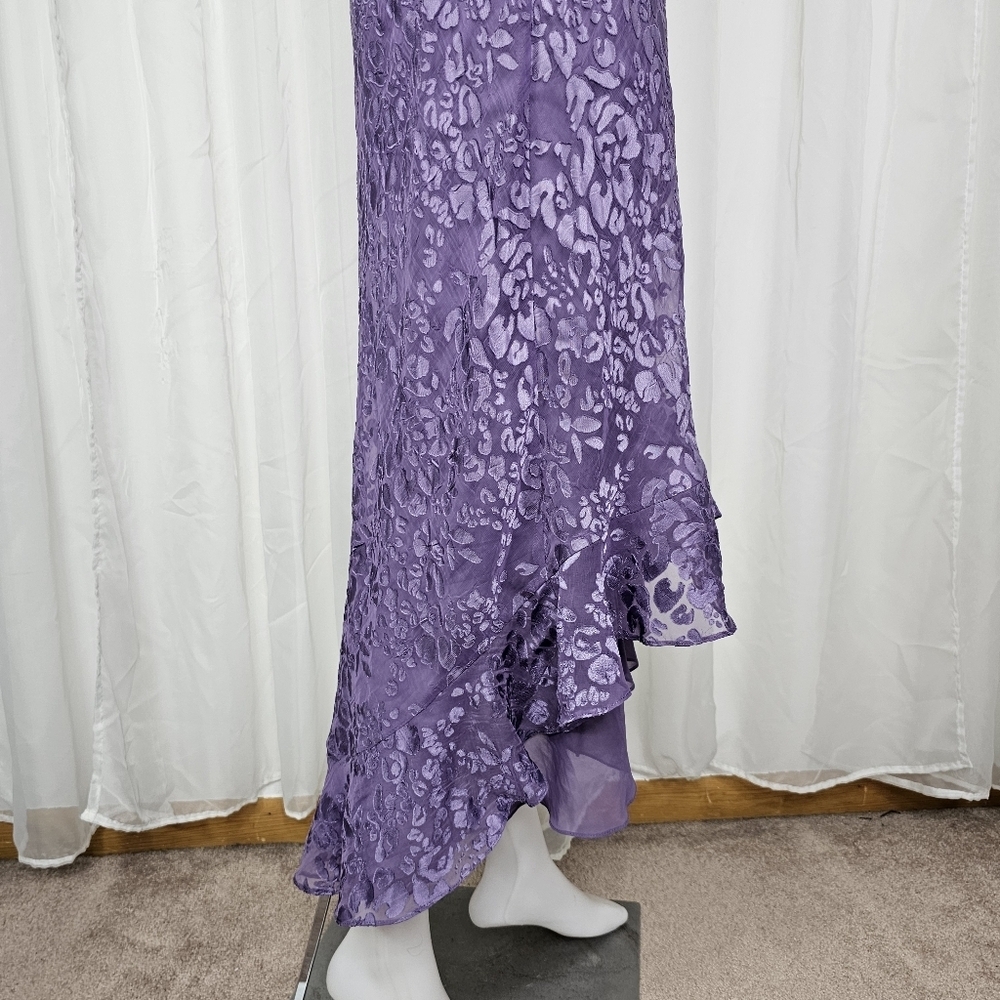 Alex Evenings Purple Burn Out 2-Layer Ruffle Bottom Bead Neck Dress Size 10 - Picture 6 of 10